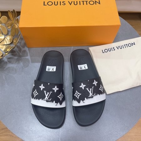 Louis Vuitton Latest slippers