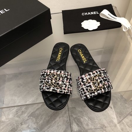 Chanel CC chain buckle slippers
