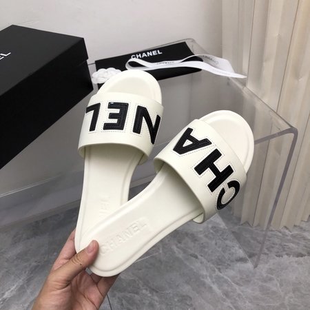 Chanel Letter leather buckle slippers