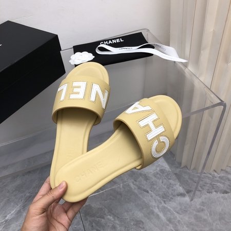 Chanel Letter leather buckle slippers