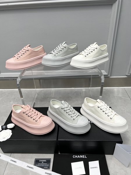 Chanel All leather silk slippers