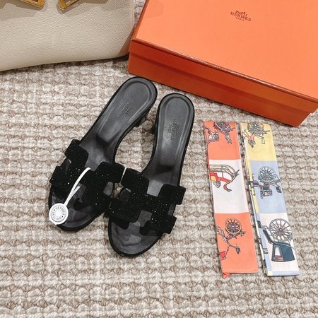 Hermes Oasis sandals