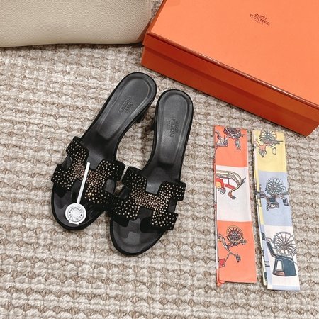 Hermes Oasis sandals
