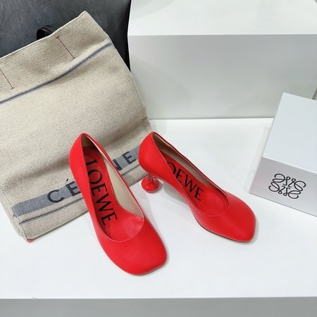 Loewe women s round toe shoes