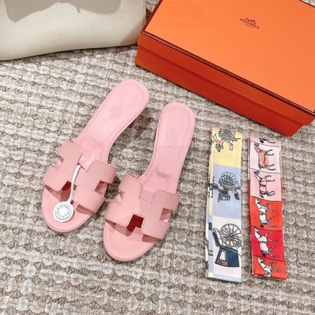 Hermes Oasis sandals