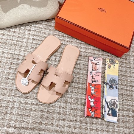 Hermes Oran sandals