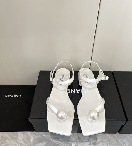 Jimmy Choo Large pearl diamond sandals