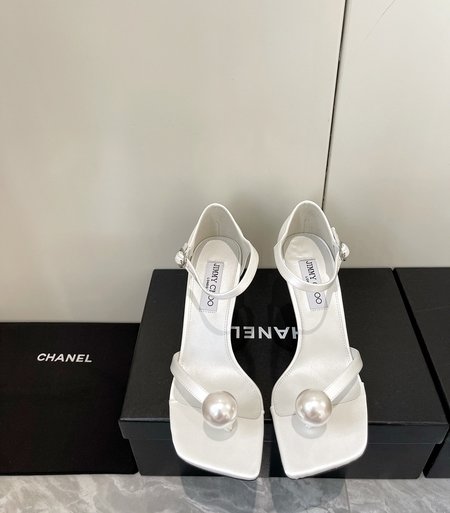 Jimmy Choo Large pearl diamond sandals