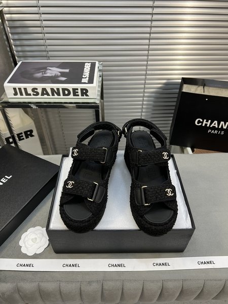 Chanel Classic beach sandals with thick soles