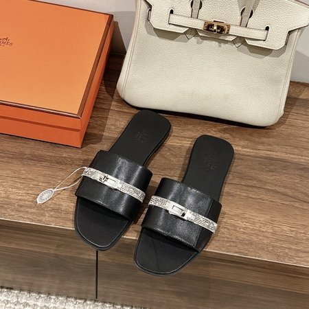 Hermes Giulia sandals series