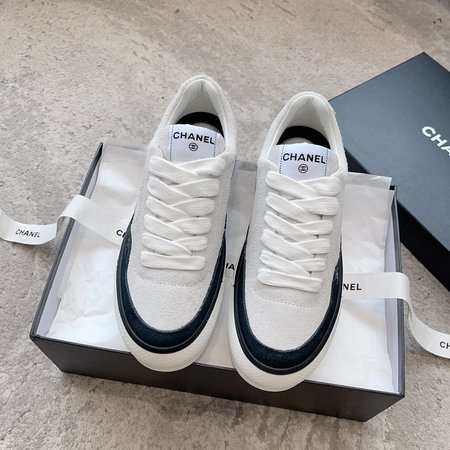 Chanel casual white sneakers