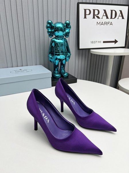 Prada The latest long boots, sandals, women s shoes, thin heels, empty backs, thick heels series