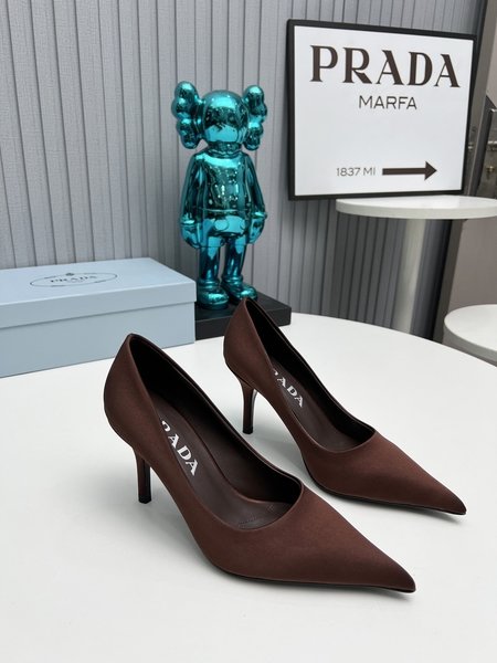 Prada The latest long boots, sandals, women s shoes, thin heels, empty backs, thick heels series