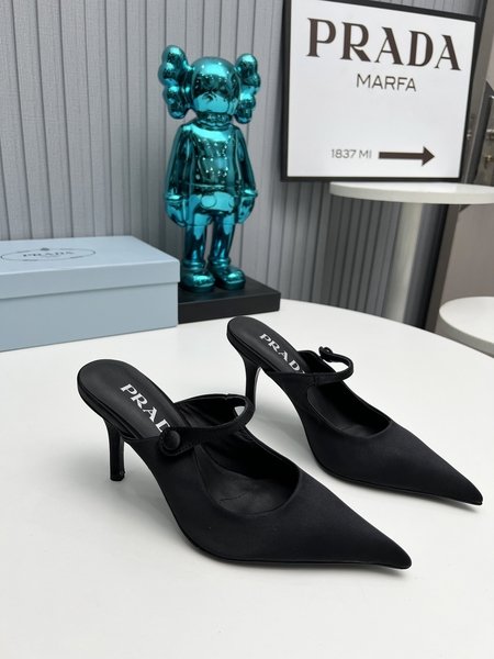 Prada The latest long boots, sandals, women s shoes, thin heels, empty backs, thick heels series