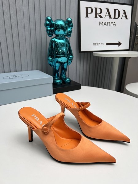 Prada The latest long boots, sandals, women s shoes, thin heels, empty backs, thick heels series