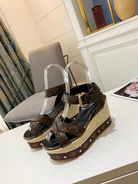 Louis Vuitton Platform sandals