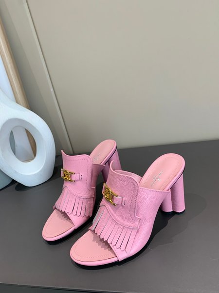 Louis Vuitton Fish mouth fringed sandals 