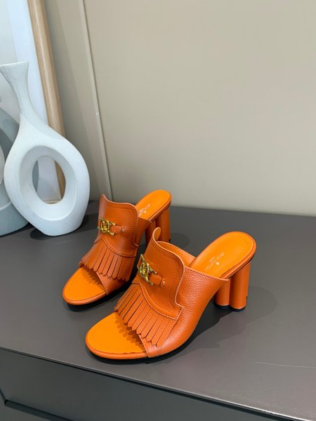 Louis Vuitton Fish mouth fringed sandals 