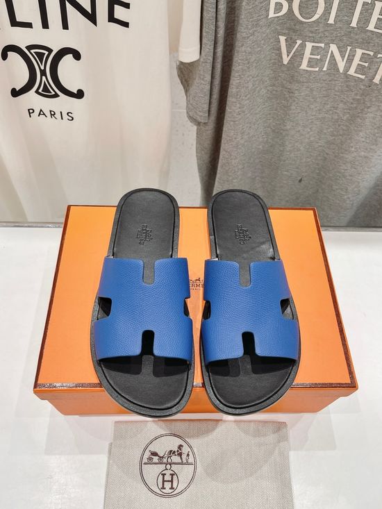 Hermes Premium Flat Beach Slides with Soft Lining and Leather Sole