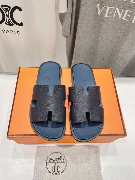 Hermes Premium Flat Beach Slides with Soft Lining and Leather Sole