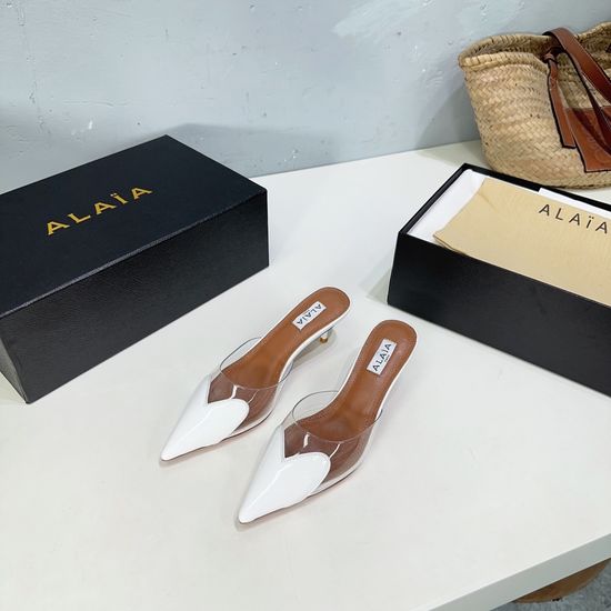 Alaia Heart Decor Pointed Toe Kitten Heel Mules