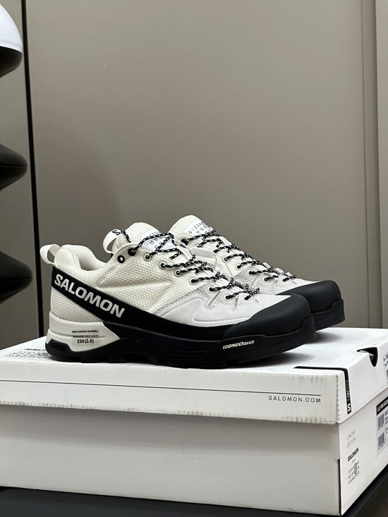 Maison Margiela Outdoor Hiking Non Slip Couple Style Trekking Shoes