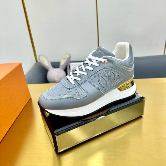 Louis Vuitton Comfortable Running Sneakers with Leather Upper